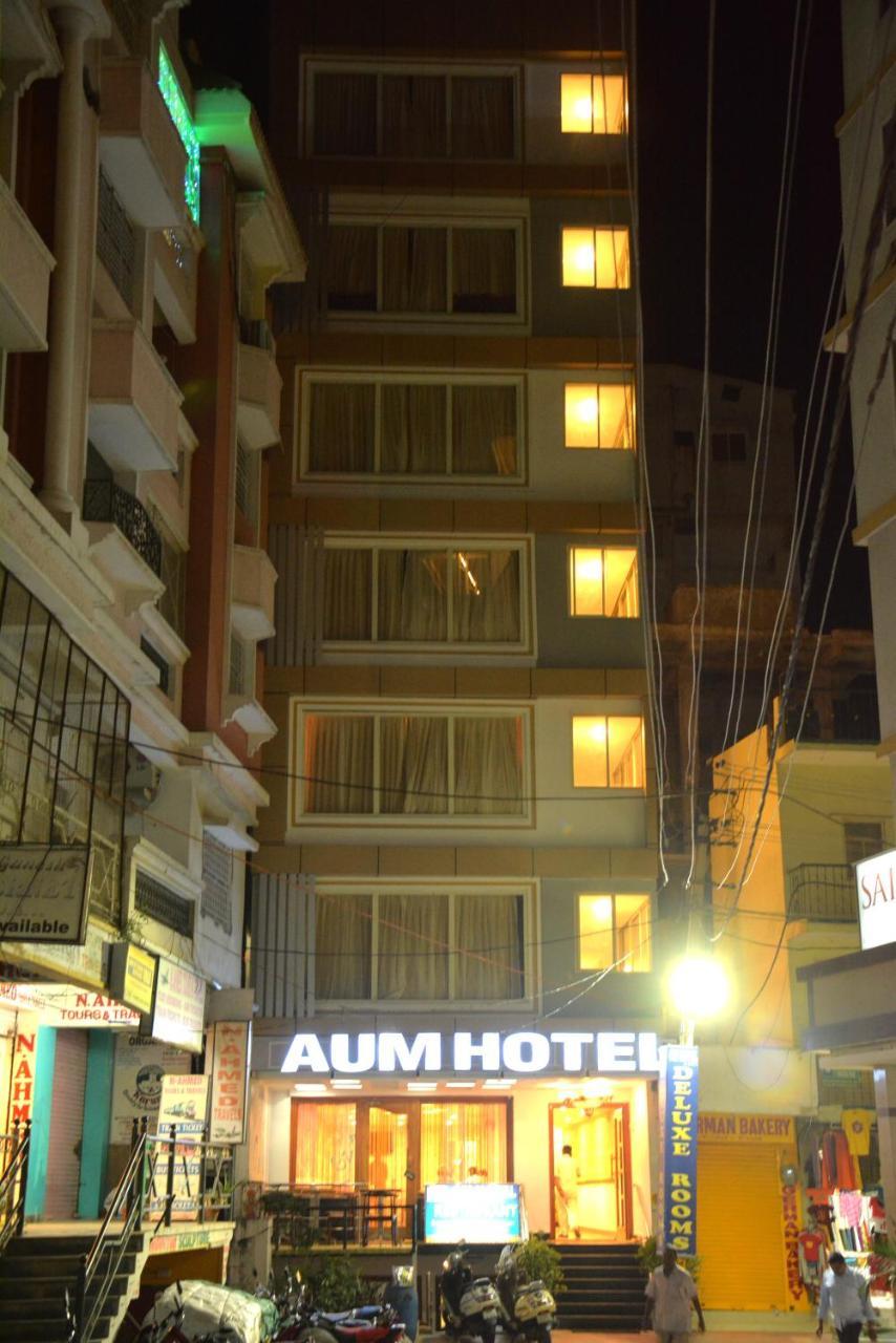 Aum Inn 3*